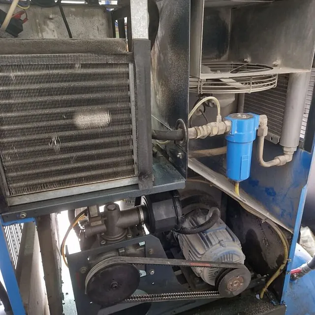 MANTENIMIENTO DE COMPRESORES DE TORNILLO Y DE PISTON